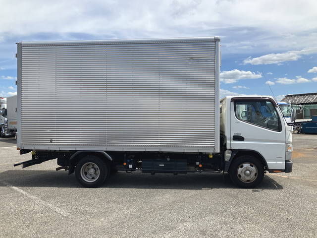三菱ふそうキャンターアルミバン小型（2t・3t）[写真07]