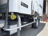 いすゞエルフ冷凍車（冷蔵車）小型（2t・3t）[写真21]