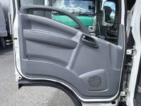 いすゞエルフ冷凍車（冷蔵車）小型（2t・3t）[写真30]