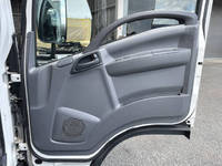 いすゞエルフ冷凍車（冷蔵車）小型（2t・3t）[写真31]