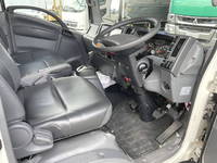 いすゞエルフ冷凍車（冷蔵車）小型（2t・3t）[写真35]