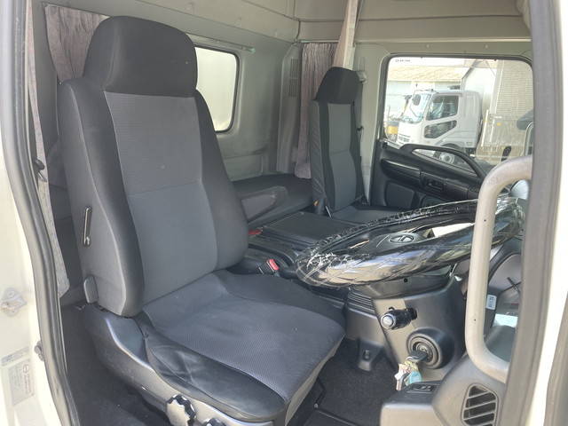 日野レンジャーアルミウイング中型（4t）[写真29]