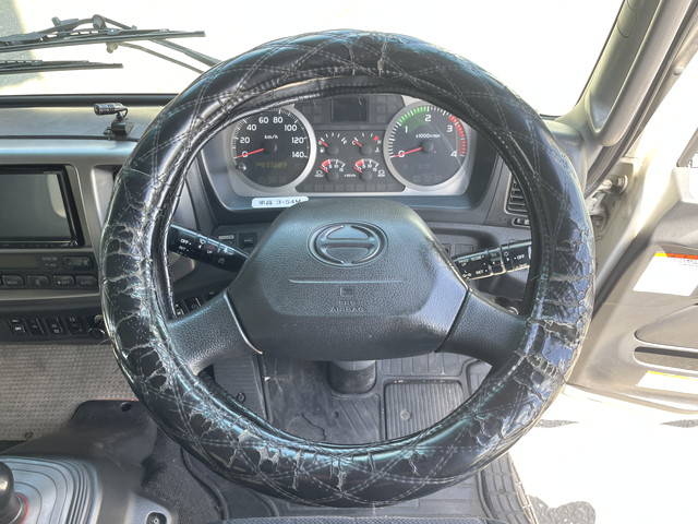 日野レンジャーアルミウイング中型（4t）[写真35]