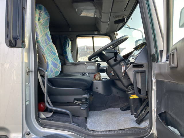 日野プロフィアセーフティローダー大型（10t）[写真33]