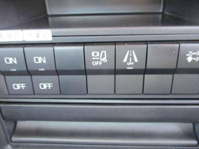 三菱ふそうファイターコンテナ専用車中型（4t）[写真18]