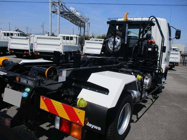 三菱ふそうファイターコンテナ専用車中型（4t）[写真07]