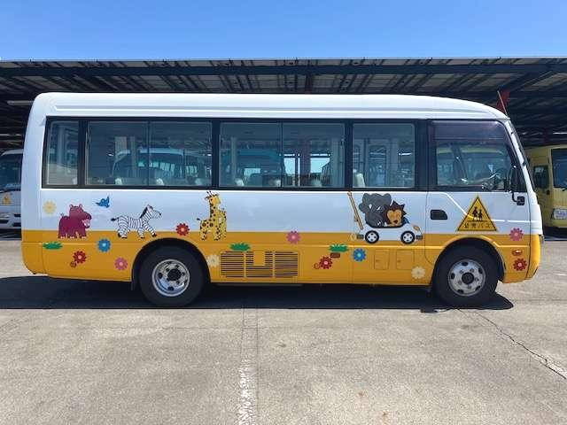 三菱ふそうローザ園児バス[写真06]