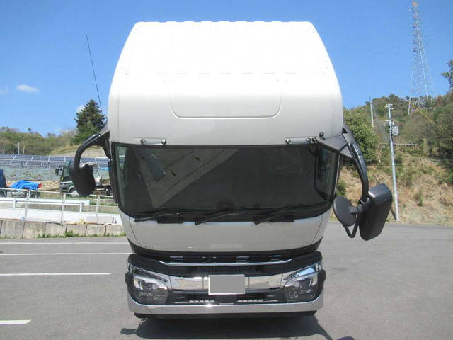 三菱ふそうスーパーグレートコンテナ専用車大型（10t）[写真14]