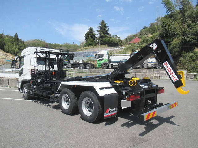 三菱ふそうスーパーグレートコンテナ専用車大型（10t）[写真02]