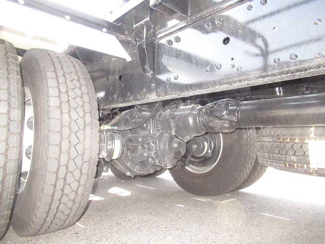 三菱ふそうスーパーグレートコンテナ専用車大型（10t）[写真22]