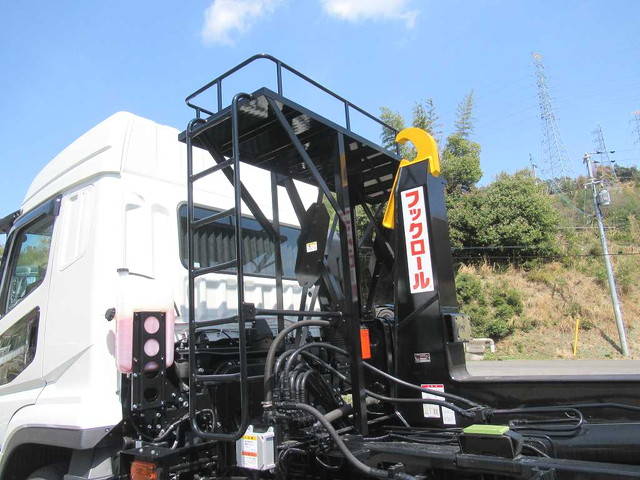 三菱ふそうスーパーグレートコンテナ専用車大型（10t）[写真05]