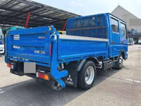 三菱ふそうキャンターダブルキャブ（Wキャブ）小型（2t・3t）[写真02]