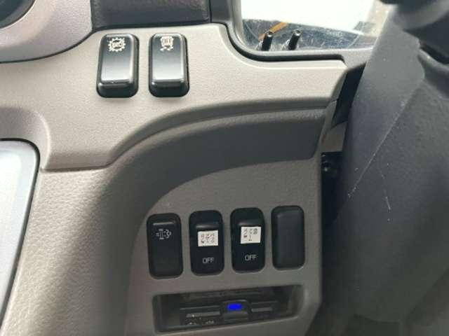 三菱ふそうキャンターアルミバン小型（2t・3t）[写真12]