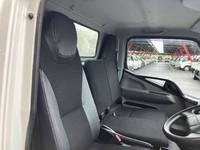 三菱ふそうキャンターアルミバン小型（2t・3t）[写真17]