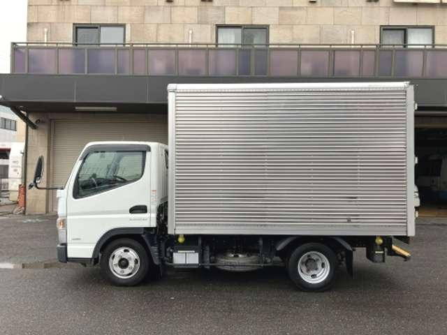 三菱ふそうキャンターアルミバン小型（2t・3t）[写真04]