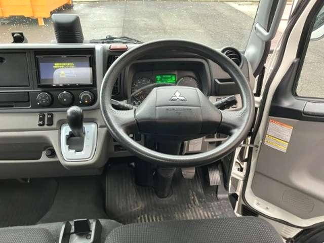 三菱ふそうキャンターアルミバン小型（2t・3t）[写真07]