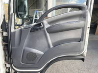 いすゞエルフパネルウイング小型（2t・3t）[写真30]