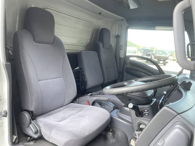 いすゞエルフパネルウイング小型（2t・3t）[写真33]