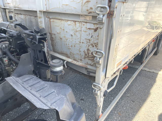 日野レンジャーアルミブロック中型（4t）[写真15]