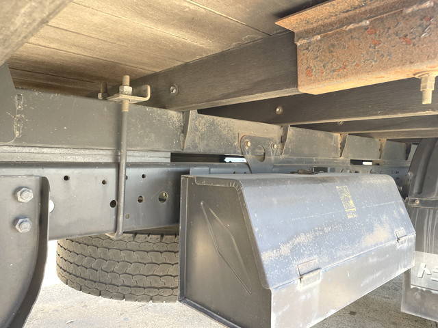 日野レンジャーアルミブロック中型（4t）[写真23]