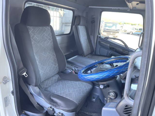 日野レンジャーアルミブロック中型（4t）[写真32]