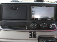 三菱ふそうキャンター平ボディ小型（2t・3t）[写真29]