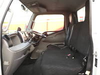 三菱ふそうキャンター平ボディ小型（2t・3t）[写真37]