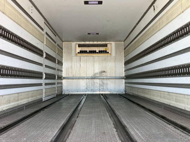 三菱ふそうファイター冷凍車（冷蔵車）増トン（6t・8t）[写真12]