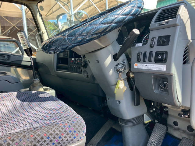 三菱ふそうファイター冷凍車（冷蔵車）増トン（6t・8t）[写真31]