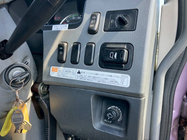 三菱ふそうファイター冷凍車（冷蔵車）増トン（6t・8t）[写真37]