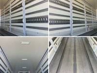 いすゞエルフ冷凍車（冷蔵車）小型（2t・3t）[写真14]