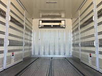 いすゞエルフ冷凍車（冷蔵車）小型（2t・3t）[写真15]