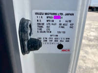 いすゞエルフ冷凍車（冷蔵車）小型（2t・3t）[写真38]