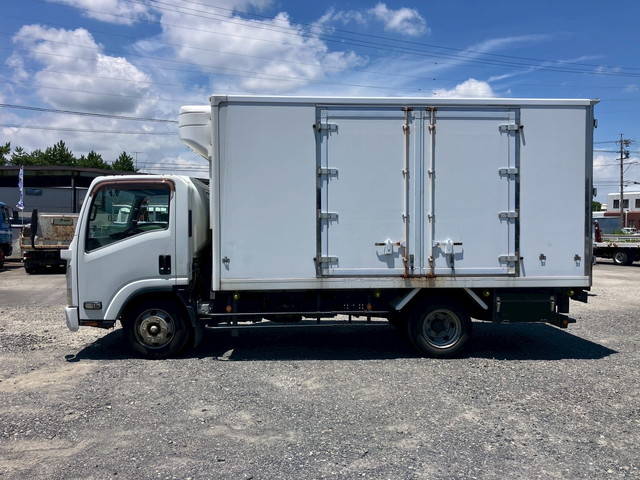 いすゞエルフ冷凍車（冷蔵車）小型（2t・3t）[写真05]