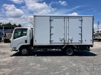 いすゞエルフ冷凍車（冷蔵車）小型（2t・3t）[写真06]