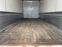 いすゞフォワードアルミウイング中型（4t）[写真13]