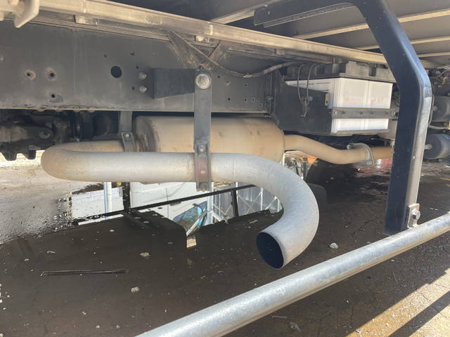 いすゞフォワードアルミウイング中型（4t）[写真21]