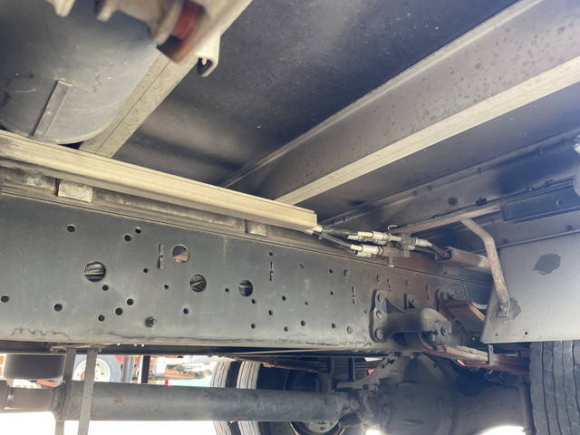 いすゞフォワードアルミウイング中型（4t）[写真22]