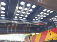 いすゞエルフセーフティローダー小型（2t・3t）[写真17]