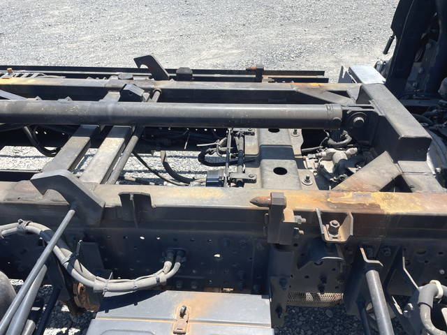 いすゞエルフセーフティローダー小型（2t・3t）[写真21]