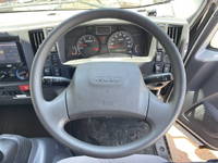 いすゞエルフセーフティローダー小型（2t・3t）[写真38]