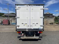 いすゞエルフ冷凍車（冷蔵車）小型（2t・3t）[写真10]