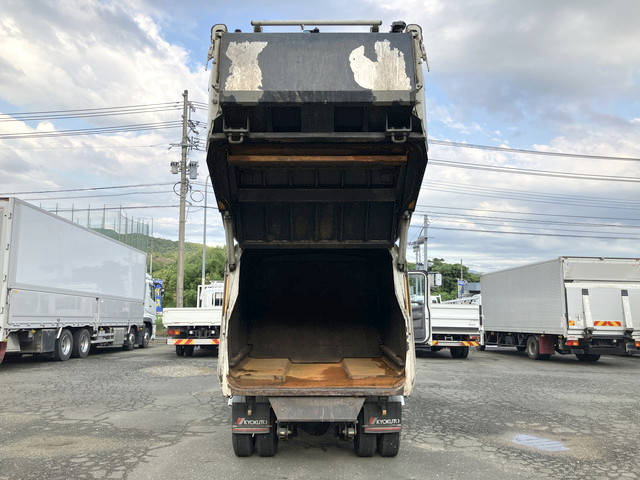 いすゞエルフパッカー車（塵芥車）小型（2t・3t）[写真12]