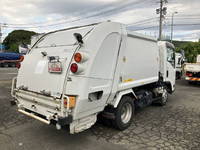 いすゞエルフパッカー車（塵芥車）小型（2t・3t）[写真02]