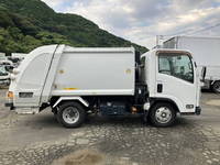いすゞエルフパッカー車（塵芥車）小型（2t・3t）[写真06]