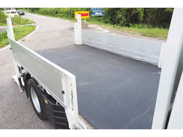 いすゞエルフアルミブロック小型（2t・3t）[写真14]