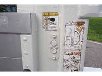 いすゞエルフアルミブロック小型（2t・3t）[写真16]