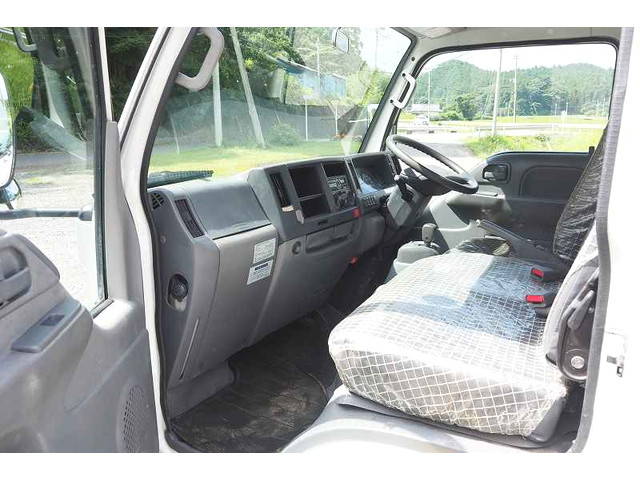 いすゞエルフアルミブロック小型（2t・3t）[写真36]