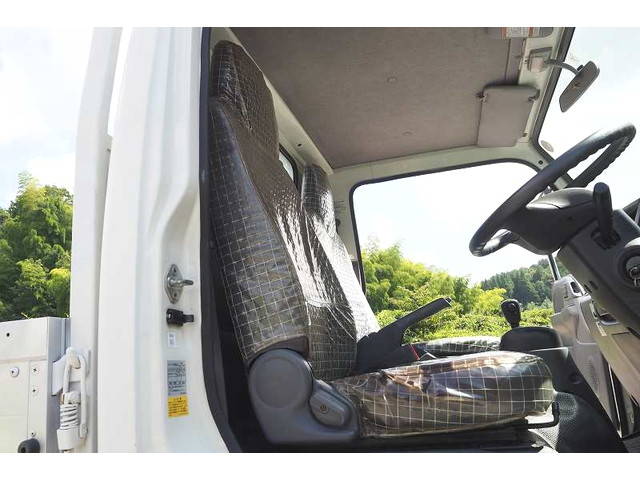 いすゞエルフアルミブロック小型（2t・3t）[写真37]