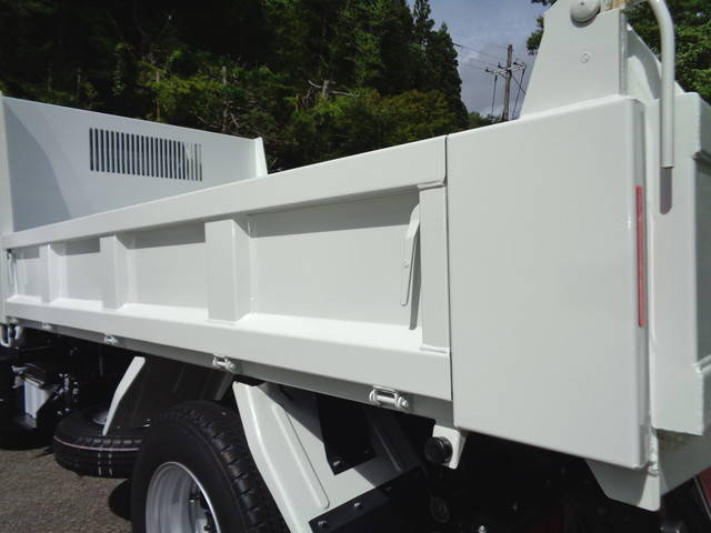 三菱ふそうキャンターダンプ小型（2t・3t）[写真15]
